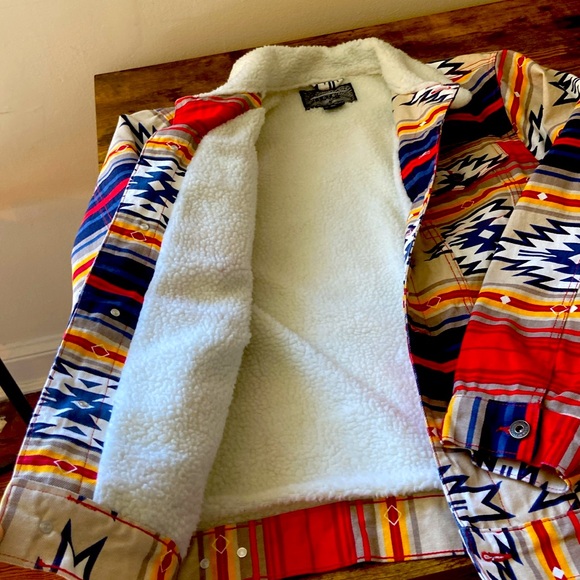 Men’s tribe like print XL canvas jacket. Never own! - Picture 3 of 3